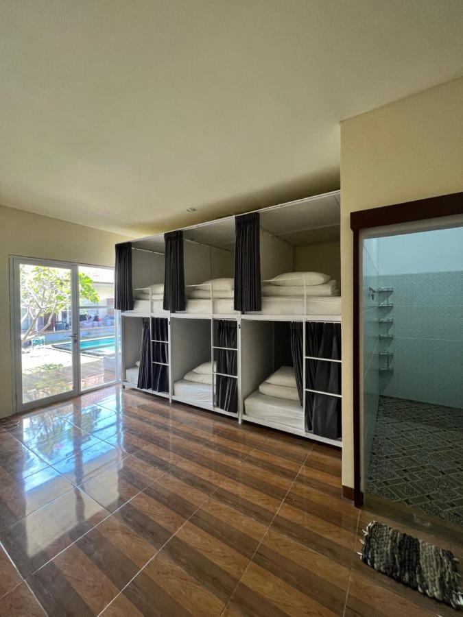 Bed in 6-Bed Mixed Dormitory Room